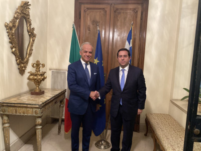 Δείπνο Μηταράκη στον Ιταλό υπουργό Εσωτερικών- Στο επίκεντρο το μεταναστευτικό