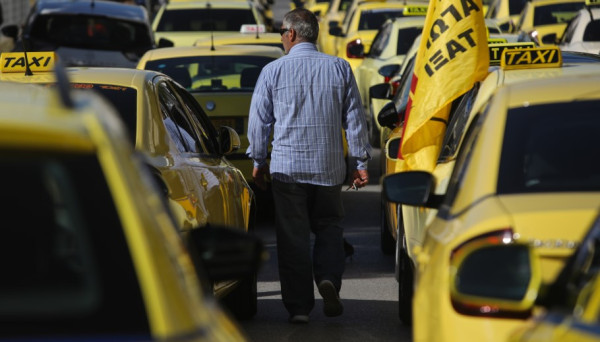 Στάση εργασίας των Ταξί την Τρίτη 10 Ιουνίου για τις λεωφορειολωρίδες