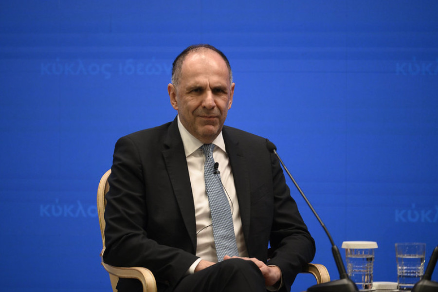 Πολιτική κόντρα για «το πρώτο τηλεφώνημα»: Τι απάντησε ο Γεραπετρίτης στον Βενιζέλο