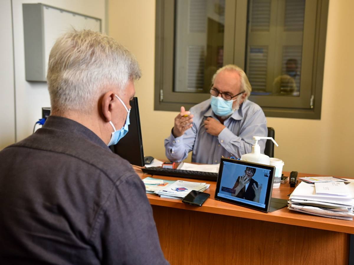 Δήμος Αθηναίων: Νέα καινοτόμα υπηρεσία στα δημοτικά ιατρεία