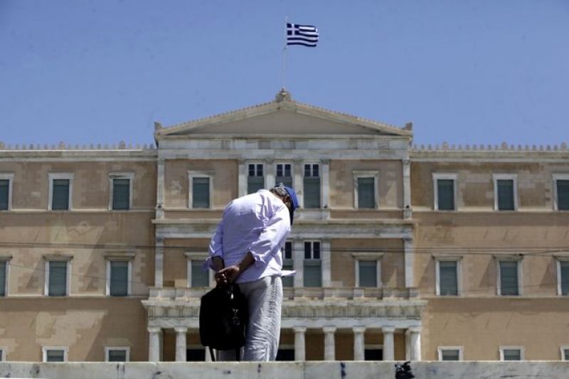 Γραφείο Προϋπολογισμού Βουλής: Η απαγόρευση ομαδικών απολύσεων αυξάνει την ανεργία