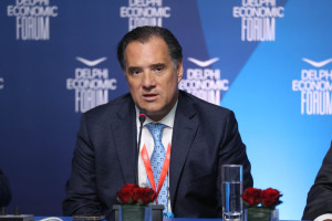 Γεωργιάδης: Η ελληνική φαρμακοβιομηχανία προσφέρει υπεραξία στη χώρα