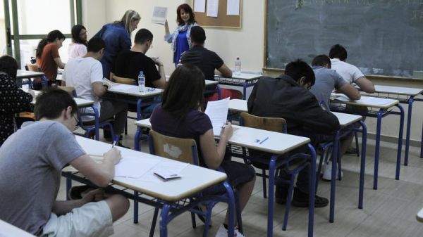 Φιλόλογοι εναντίον υπουργείου Παιδείας για την κατάργηση της «Αντιγόνης»