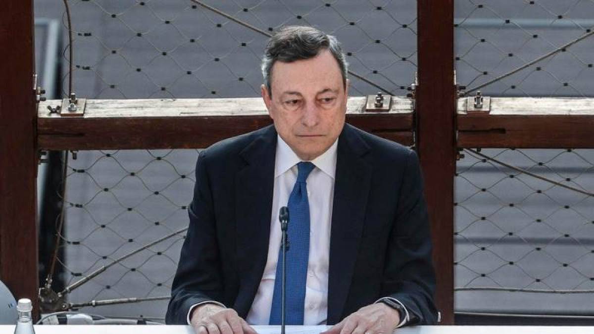 Το πιστοποιητικό εμβολιασμού διχάζει τους Ιταλούς