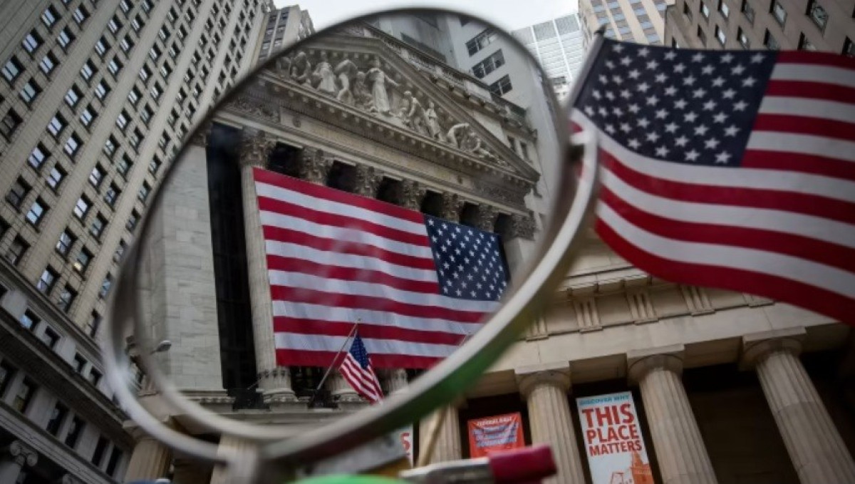 Wall Street: «Βαρύ» κλίμα και αρνητικά πρόσημα ενόψει δασμών Τραμπ