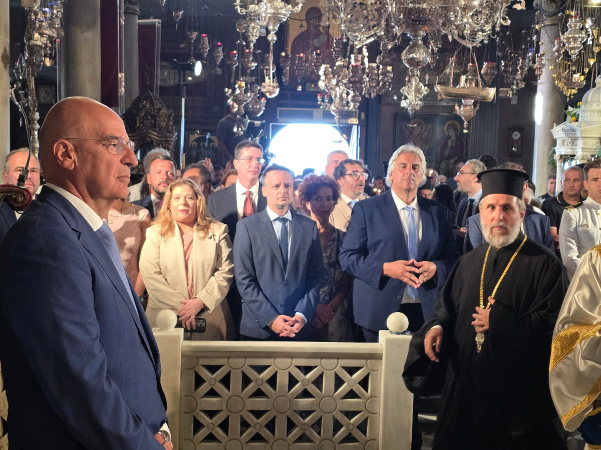 Δούκας: Ευχόμαστε όλοι να είναι το τελευταίο καλοκαίρι με στάχτες και θρήνο