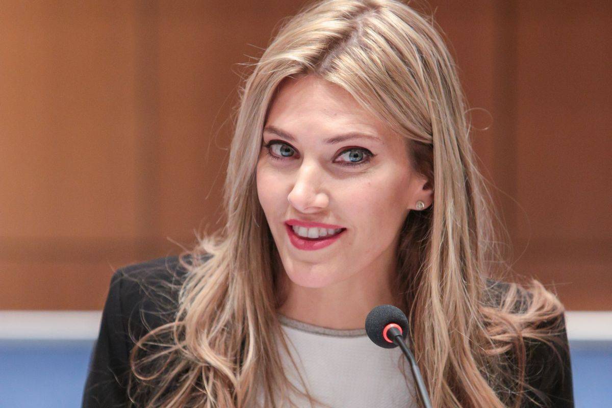 Νομοθετική λύση για τις τιμές ηλεκτρικής ενέργειας, ζητεί η Καϊλή