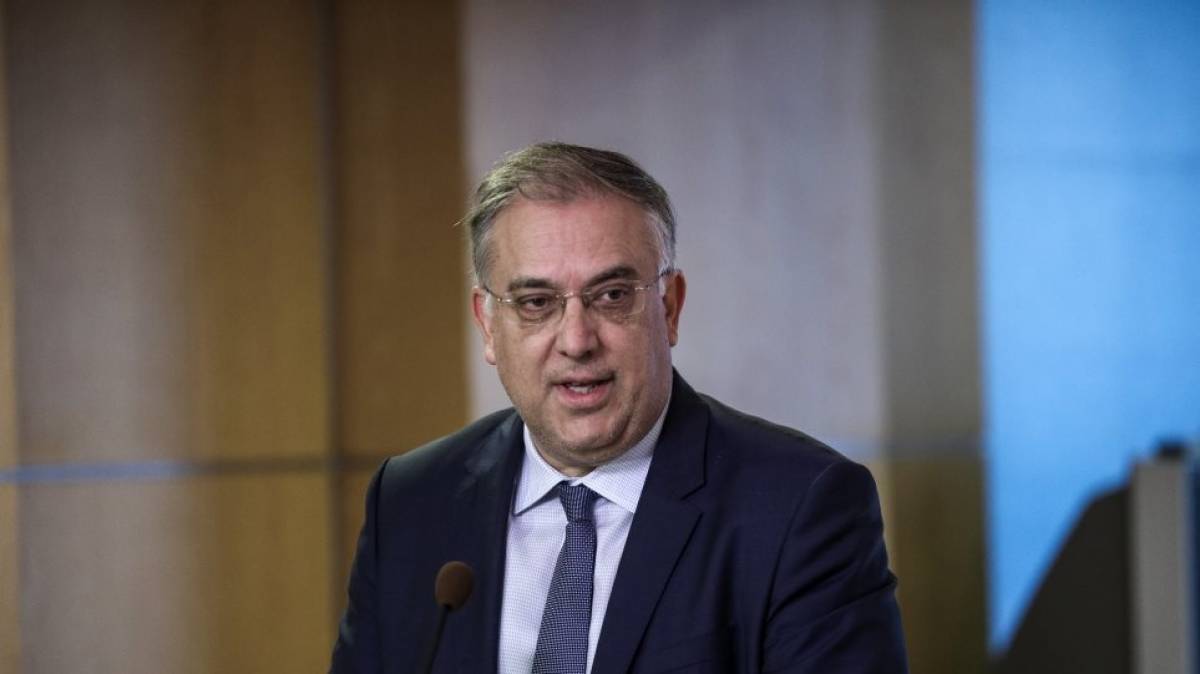 Θεοδωρικάκος: Ανακοίνωσε την επέκταση της άδειας ειδικού σκοπού