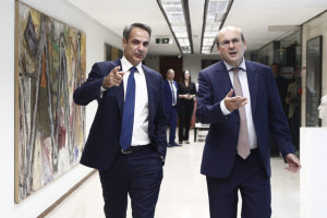 Η… τριπλή αντιπροεδρία του Χατζηδάκη