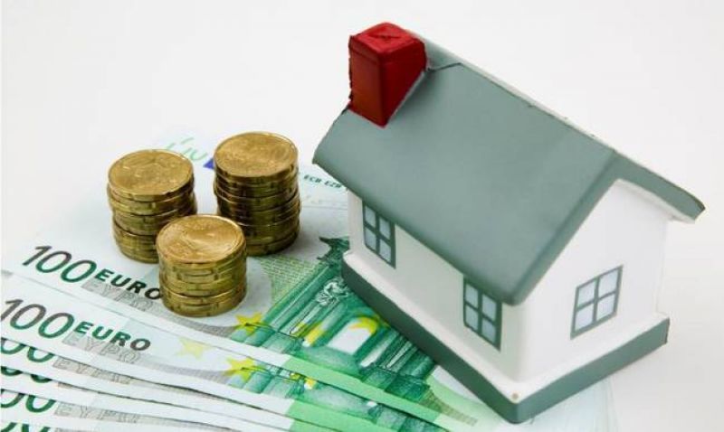 Μετέωρες χιλιάδες αιτήσεις για τον νόμο Κατσέλη