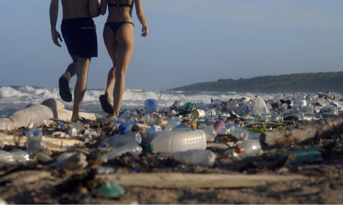 Πώς το Pornhub θα… καθαρίσει τους ωκεανούς (Video)