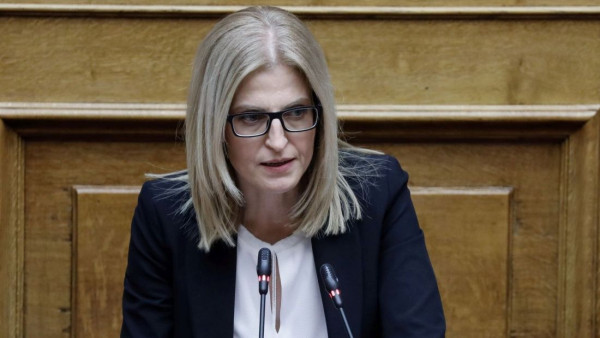 ΣΥΡΙΖΑ: Αιχμηρή απάντηση της Αυγέρη στις δηλώσεις Μαρινάκη