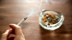 Αύξηση 10 λεπτά στη λιανική τιμή των τσιγάρων από τις καπνοβιομηχανίες