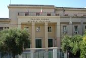 Τα χρέη βάζουν λουκέτο στην Ιταλική Σχολή Αθηνών
