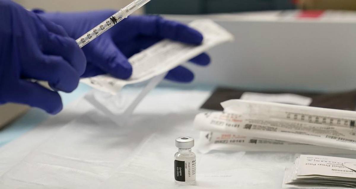 Εμβολιασμοί: Ανοίγει Μεγάλο Σάββατο η πλατφόρμα για τους 45-49