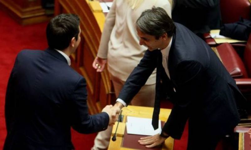 Συνάντηση Τσίπρα-Μητσοτάκη με φόντο... το ασφαλιστικό