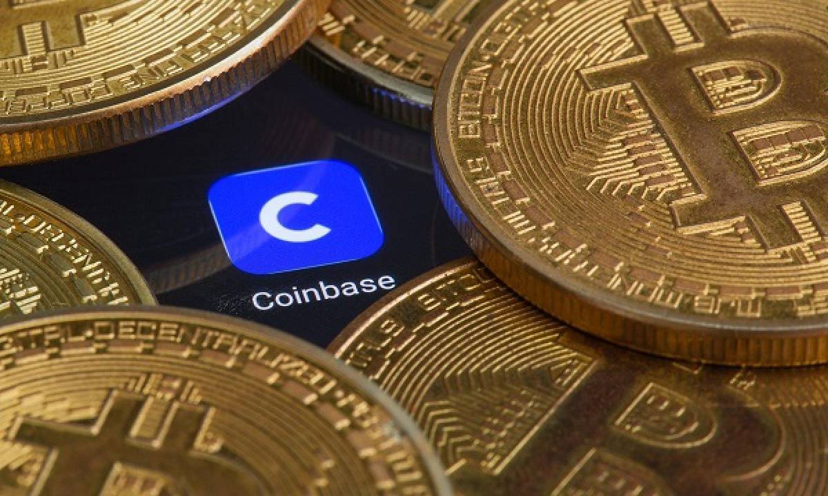 Η Coinbase μπλοκάρει 25.000 κρυπτο-πορτοφόλια που συνδέονται με τη Ρωσία