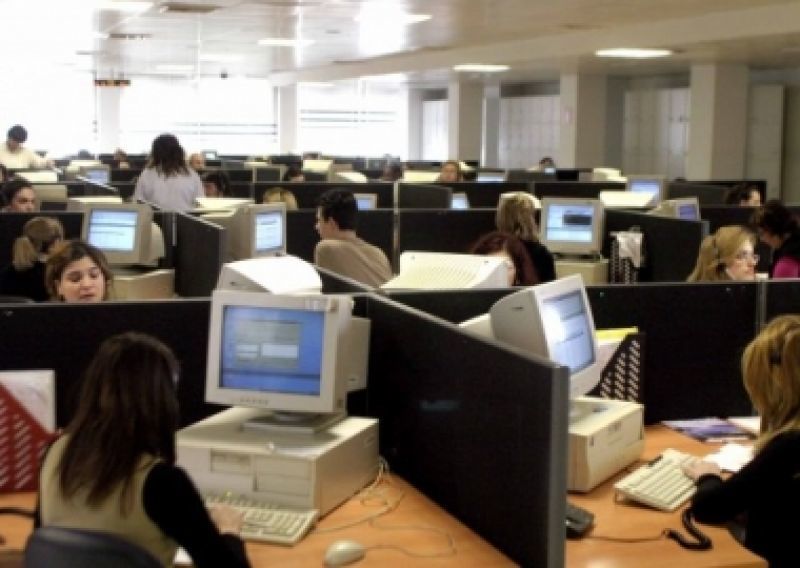 Ακόμα ένα «πρεσάρισμα» για τα εργασιακά