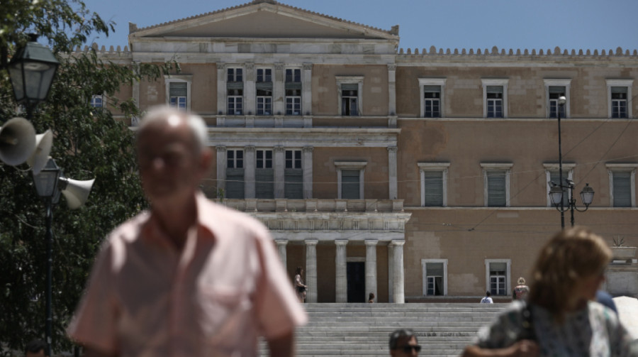 Για μια ακόμη φορά επιβεβαιώνεται το σαρωτικό πέρασμα του πολιτικού χρόνου