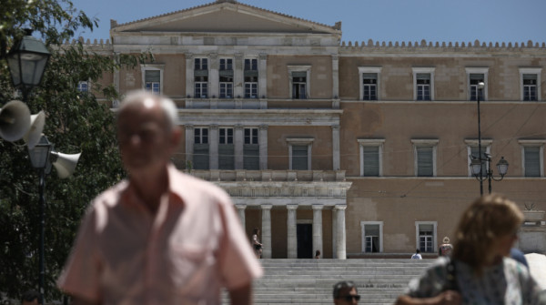 Για μια ακόμη φορά επιβεβαιώνεται το σαρωτικό πέρασμα του πολιτικού χρόνου