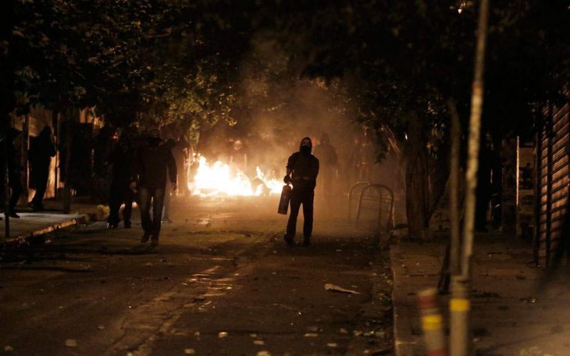 Θεσσαλονίκη: Μολότοφ, πέτρες και χημικά μεταξύ αστυνομικών και αντιεξουσιαστών