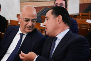 Άδωνις εναντίον Δένδια: Για να μη μιλήσω σε δικιά μου τροπολογία θα πρέπει να είμαι σε κώμα