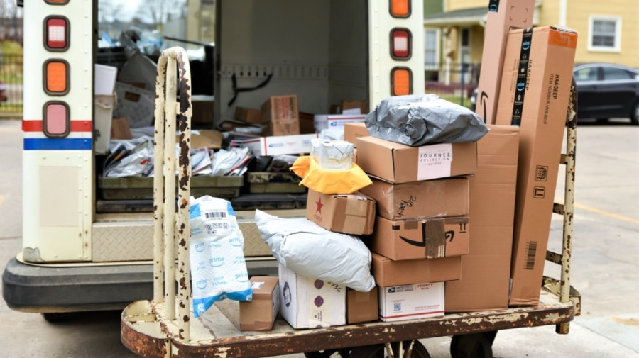 ΗΠΑ: Τέλος στην αδασμολόγητη είσοδο μικρών πακέτων – Νέοι δασμοί για όλες τις αποστολές
