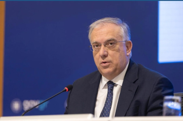 Θεοδωρικάκος: Συνεχείς παρεμβάσεις για τη στήριξη πολιτών και νοικοκυριών