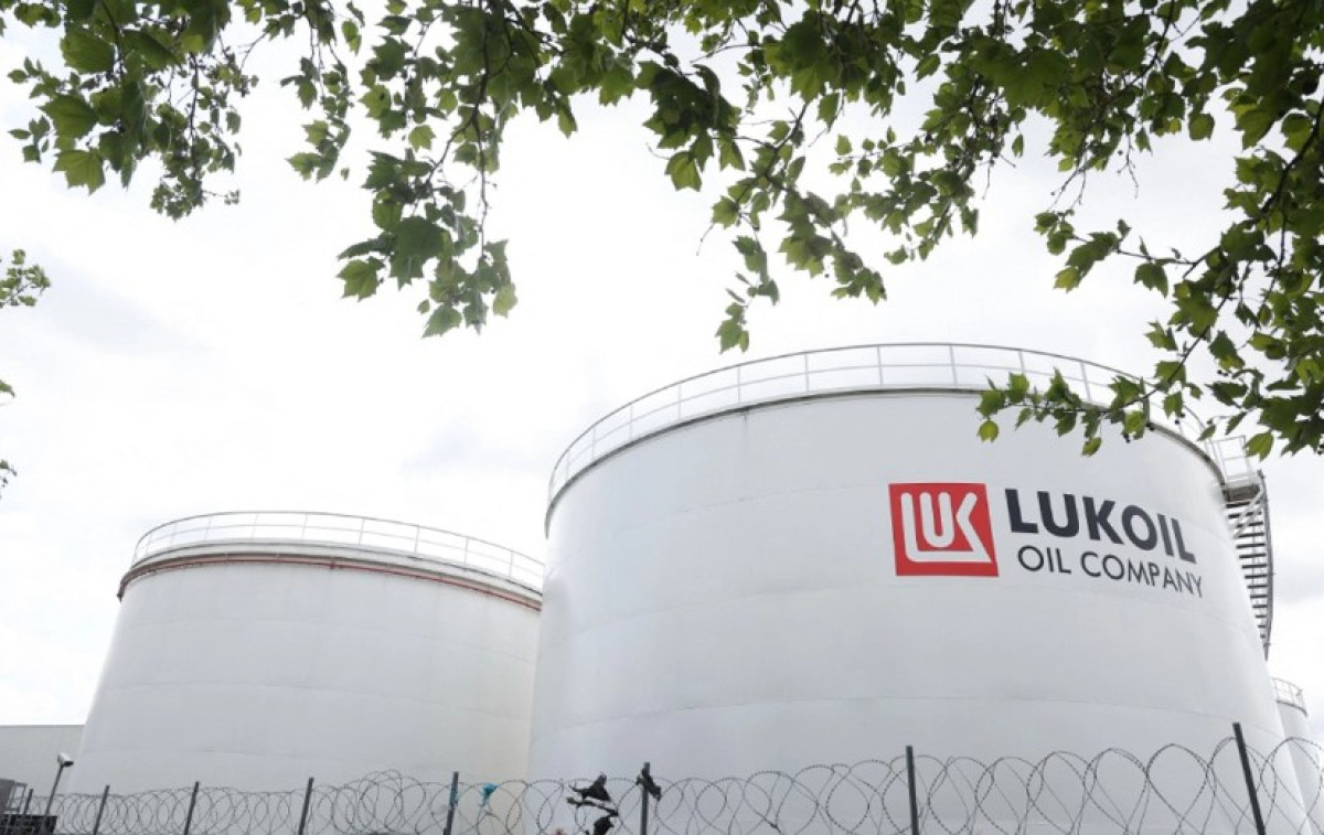 Ουκρανικό πλήγμα στα διυλιστήρια της Lukoil στο Βόλγκογκραντ