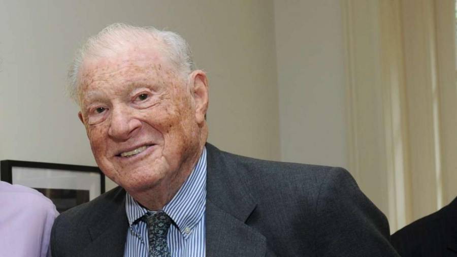 «Έφυγε» ο Ρόμπερτ Μπέρνσταϊν, ιδρυτής του Human Rights Watch