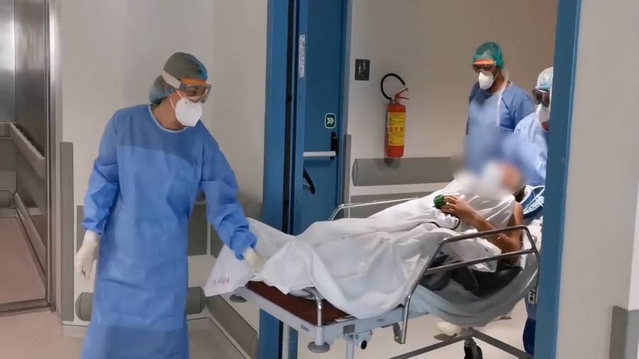 Κορονοϊός: Στο 89% η πληρότητα στις ΜΕΘ Covid-19 στην Αττική