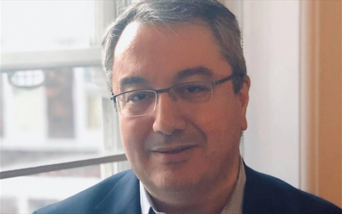 Μόσιαλος για άρση πατέντας εμβολίων: Ιστορική η απόφαση των ΗΠΑ