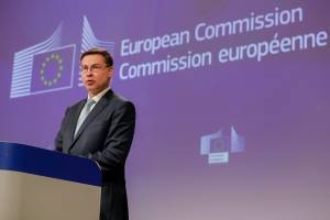 Ντομπρόβσκις: Τον Ιούλιο οι πρώτες εκταμιεύσεις από το Ταμείο Ανάκαμψης