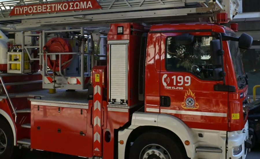 Φωτιά σε χαμηλή βλάστηση στον Ασπρόπυργο