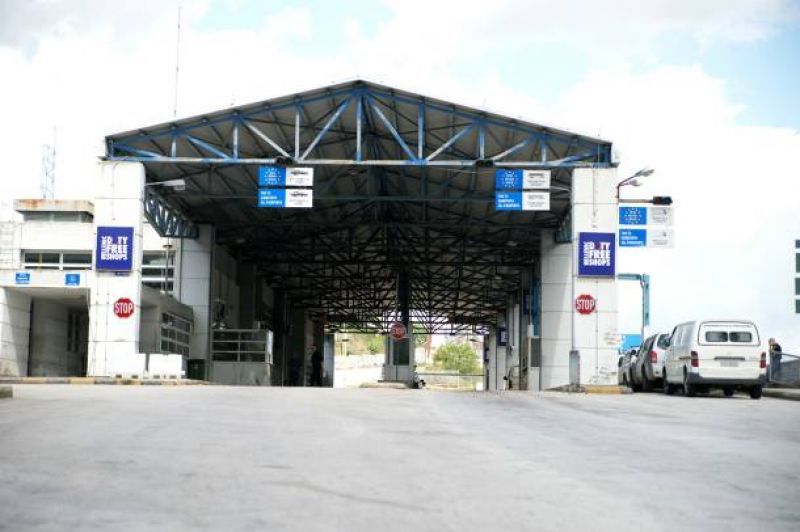 Τα... περίεργα των τελωνείων: Τσιγάρα, αλκοόλ, χέλια και κροκόδειλοι!