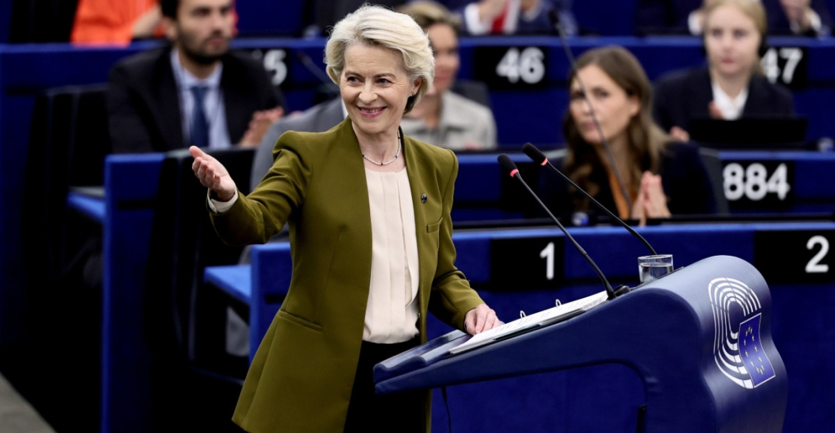 «Καθαρή νίκη» Φον ντερ Λάιεν στη διπλή πρόταση μομφής