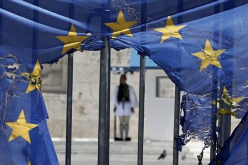 Economist: Στην βαθμίδα "πολύ υψηλού ρίσκου" η Ελλάδα για κοινωνικές αναταραχές
