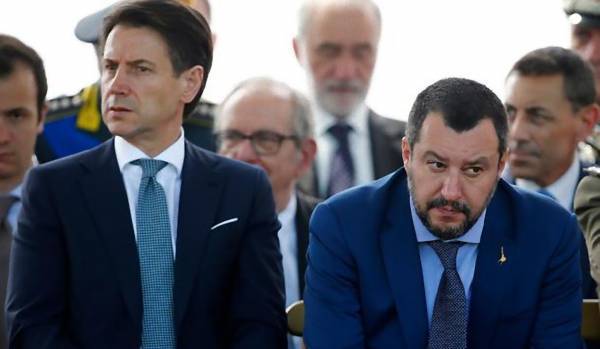 Ο «ανυπόμονος» Κόντε και ο «ξεροκέφαλος» Σαλβίνι