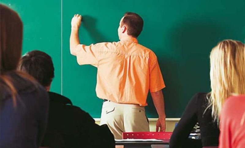 ΟΟΣΑ: Δεύτεροι απ' το...τέλος οι Έλληνες καθηγητές σε ώρες διδασκαλίας
