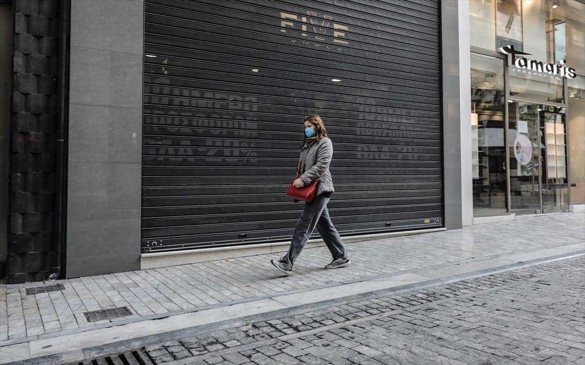 Εν αναμονή νέου κύκλου «παράδοσης εκτός» και εκπτώσεων η αγορά