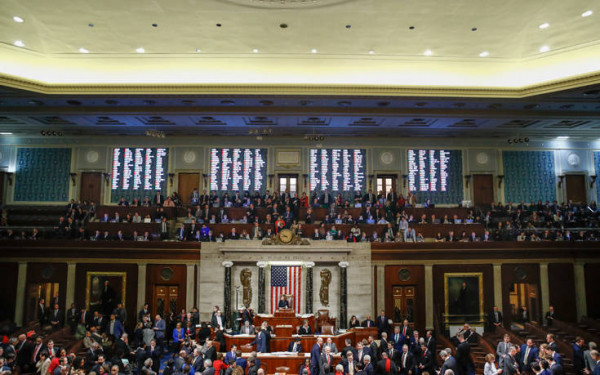 Γερουσία ΗΠΑ: Εγκρίθηκε το ψήφισμα για την ελληνοαμερικανική φιλία