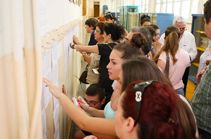 Βάσεις 2016: Εβδομάδα ανακοινώσεων-Με προβλήματα ξεκινά η χρονιά