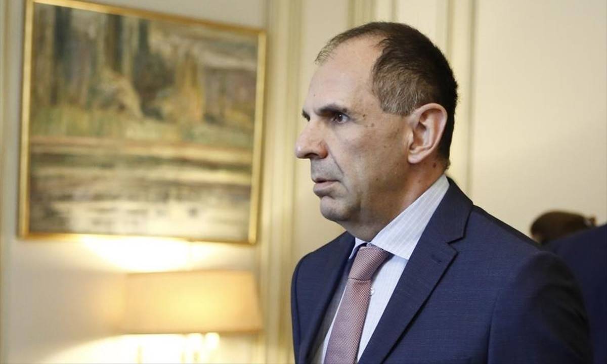 Γεραπετρίτης: Ανοιχτό ενδεχόμενο να κλείσουν όλα τα αεροδρόμια