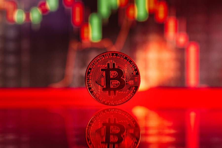Βουτιά για το Bitcoin: Τι το οδηγεί κάτω από τα $67.000