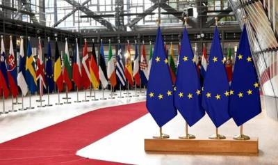 Eurogroup: «Ανοιχτή συζήτηση» στο φόντο του διχασμού για το ευρω-ομόλογο