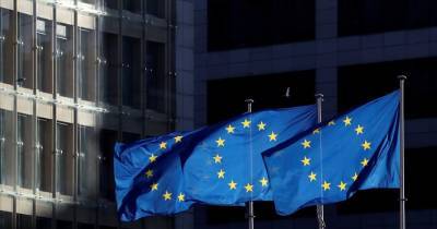 Κομισιόν: Αποκλείστηκαν 10 τράπεζες από πωλήσεις ευρωπαϊκών ομολόγων