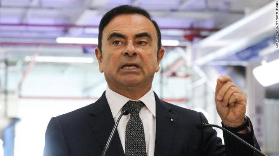 Πίσω από ιαπωνικά… σίδερα παραμένει ο πρώην πρόεδρος της Nissan