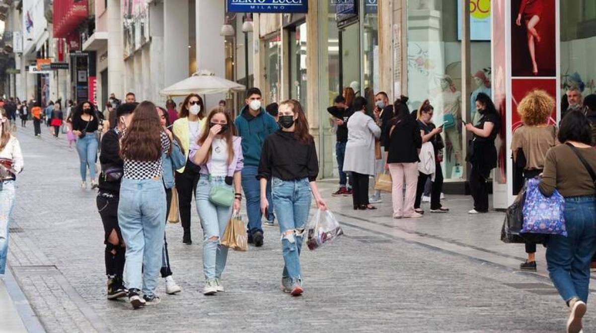Πάσχα: Το ΦΕΚ της Μεγάλης Εβδομάδας-Τα μέτρα σε εκκλησίες, εστίαση