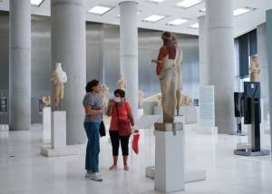 ΕΛΣΤΑΤ: Αυξήθηκε 86% ο αριθμός των επισκεπτών στα μουσεία το 2021