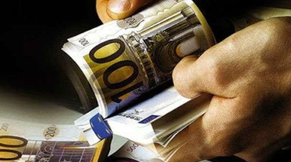 Ανεκμετάλλευτα 760 δισ. ευρώ στις ευρωπαϊκές επιχειρήσεις το 2012